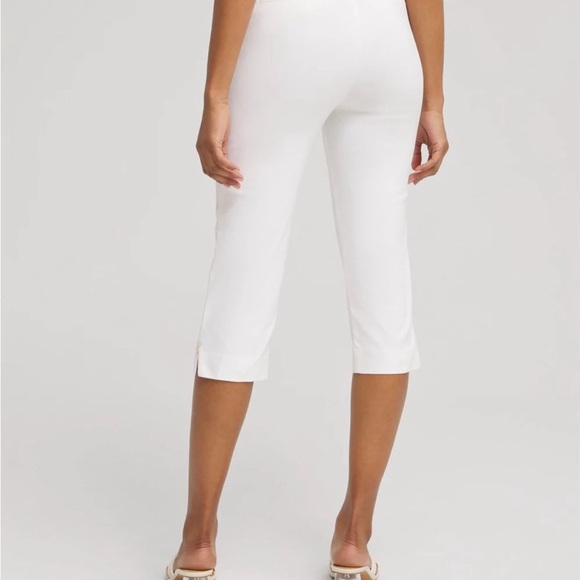 Chico's White Perfect Stretch Capri  Pants - Picture 8 of 8